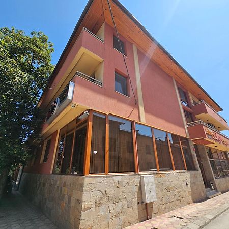 Family Hotel Jeri Велинград Екстериор снимка