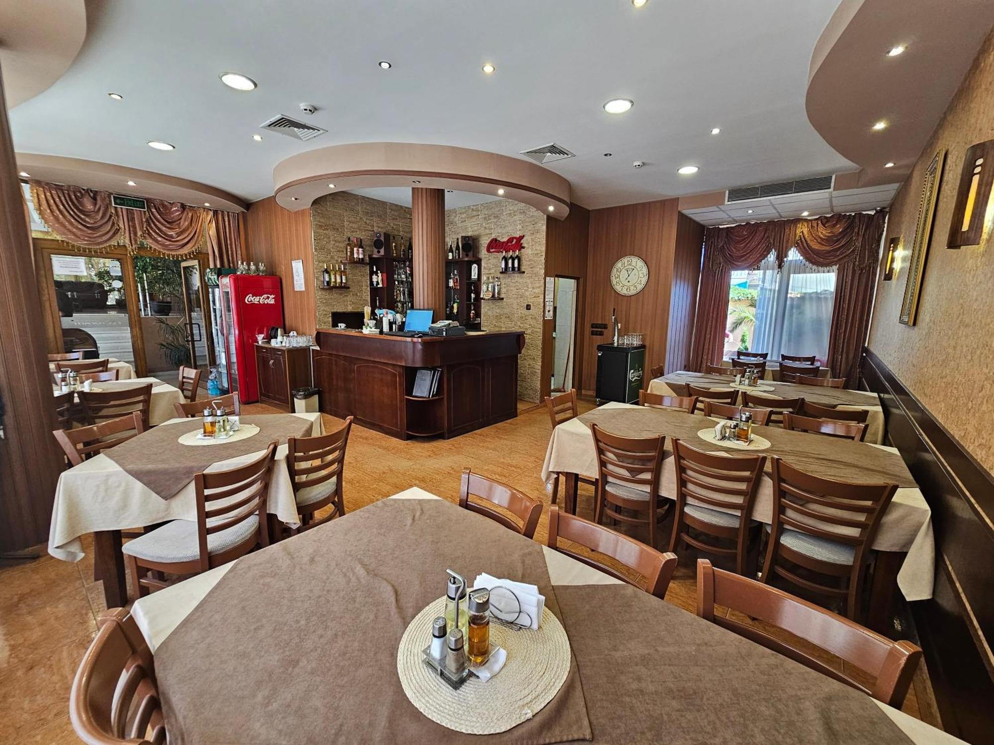 Family Hotel Jeri Велинград Екстериор снимка