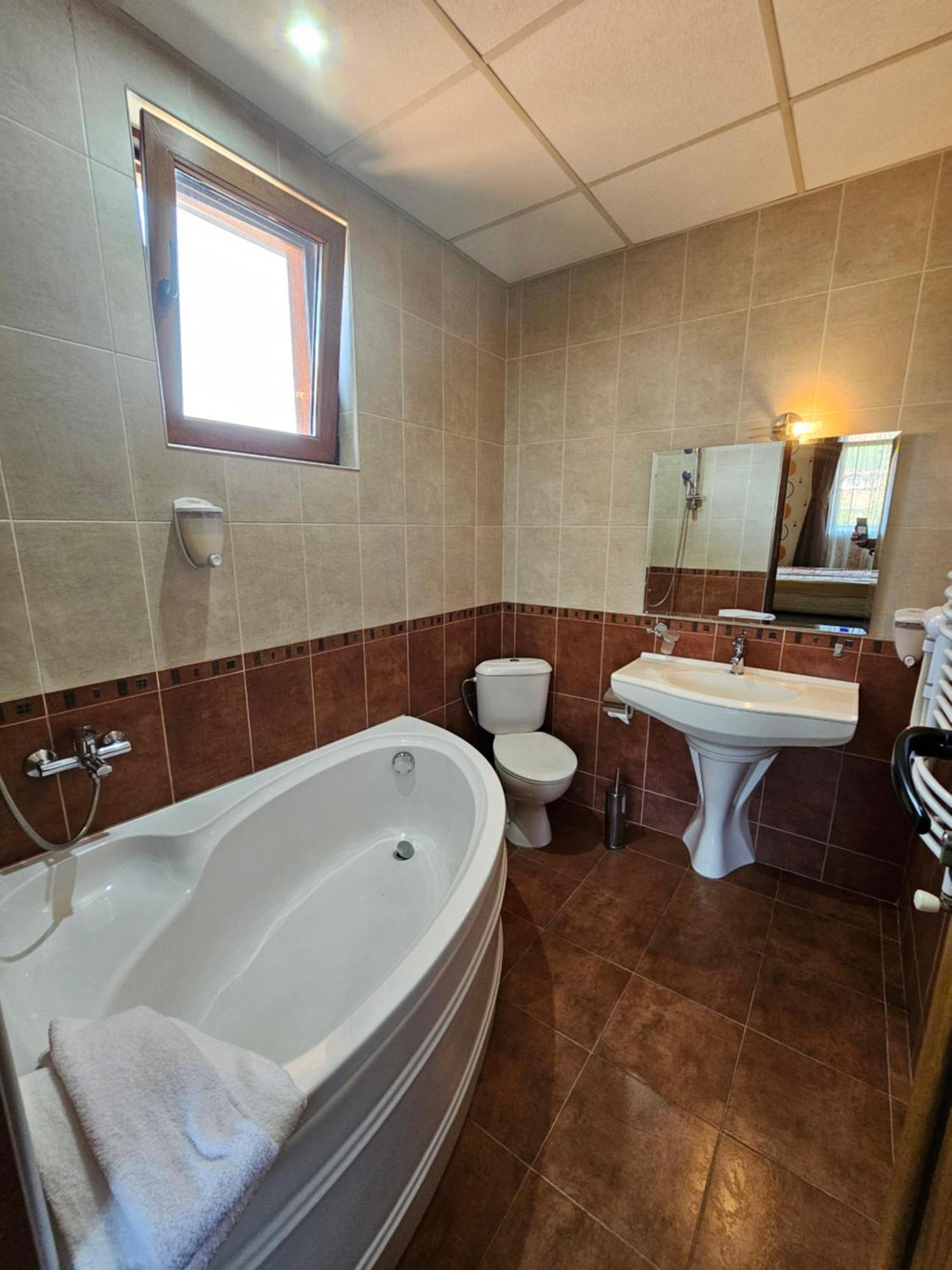 Family Hotel Jeri Велинград Екстериор снимка